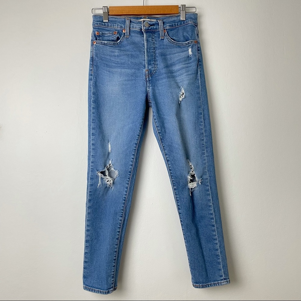 Levi’s Wedgie Skinny Jeans Distressed Medium Blue Wash